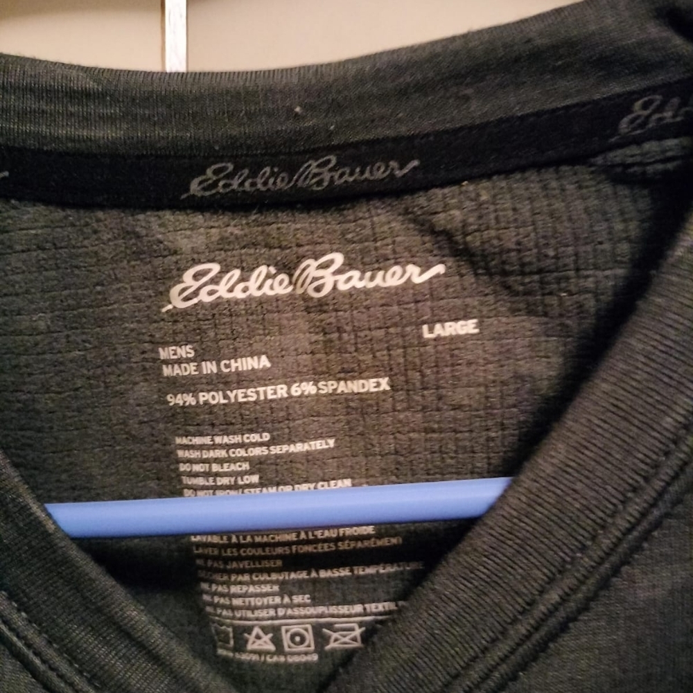 Eddie Bauer Camo Blue Tight Fit Men Sweater
